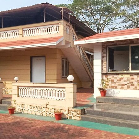 Giriraj Garden Resort Vagholi (Alibaug) Exterior foto